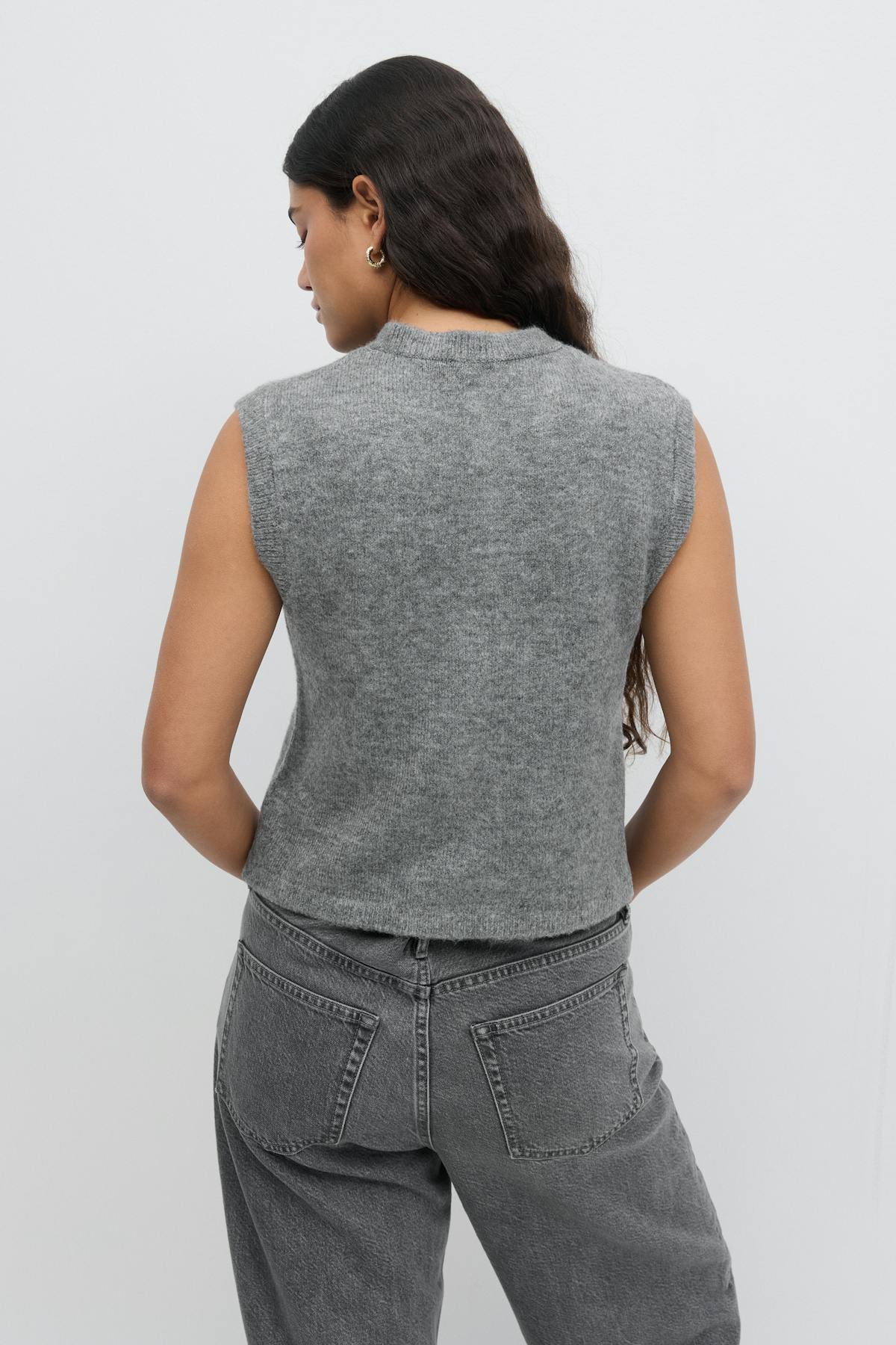 Loose knitted vest - Greymelange
