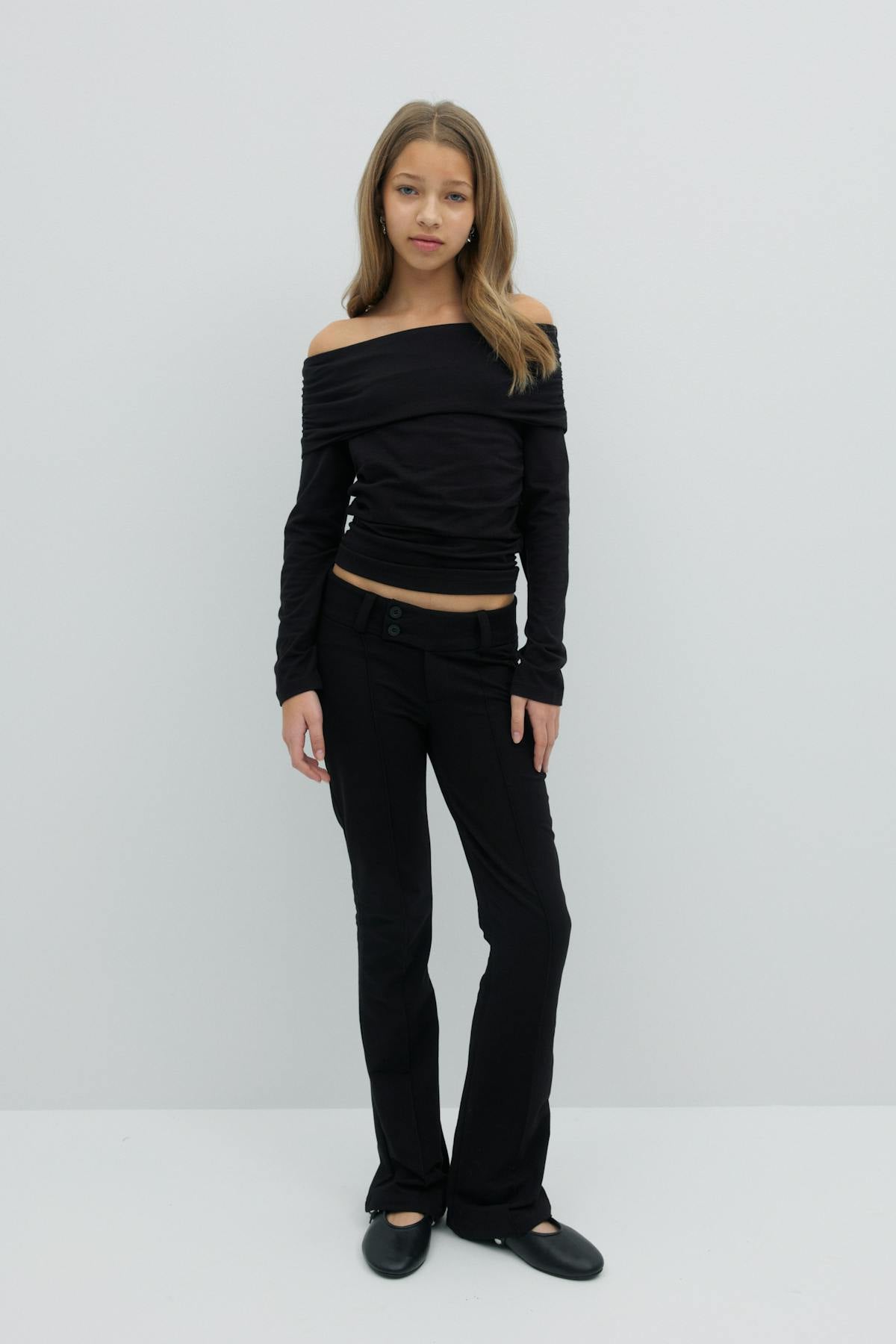 Y off shoulder top - Navy blazer
