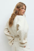 Oversized cable knitted bolero - Almond milk