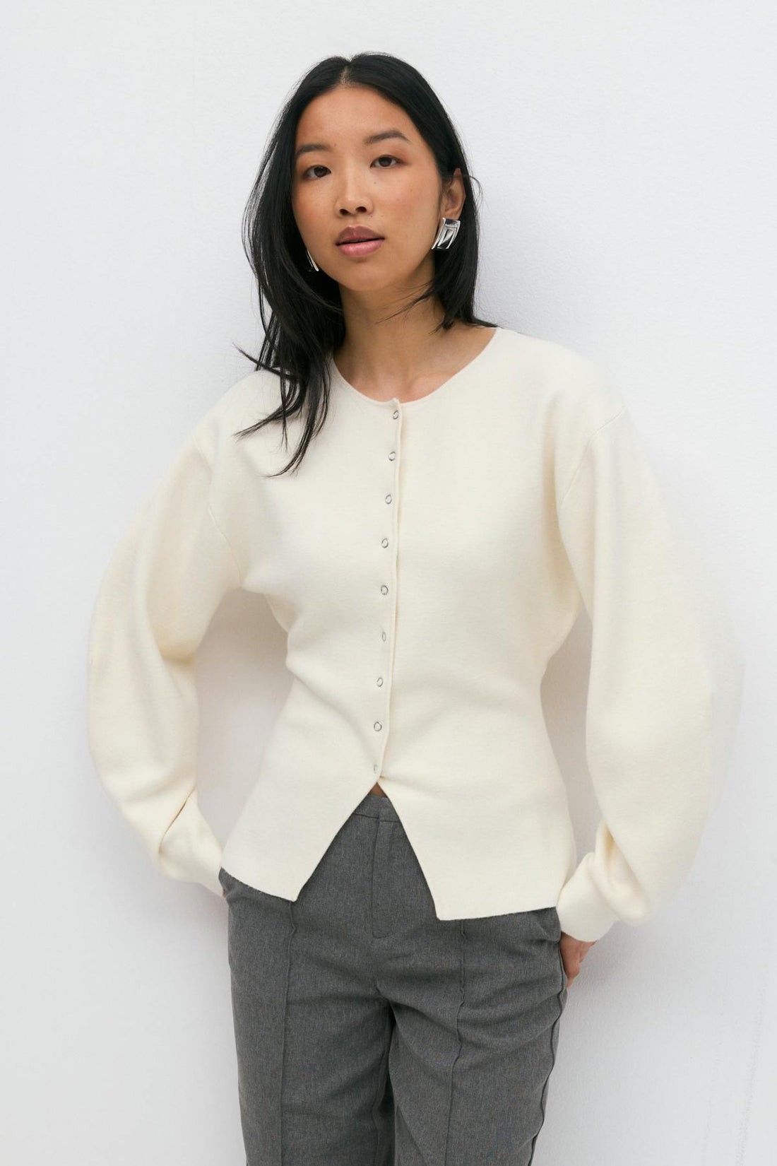 Knitted sculptured cardigan - Gardenia