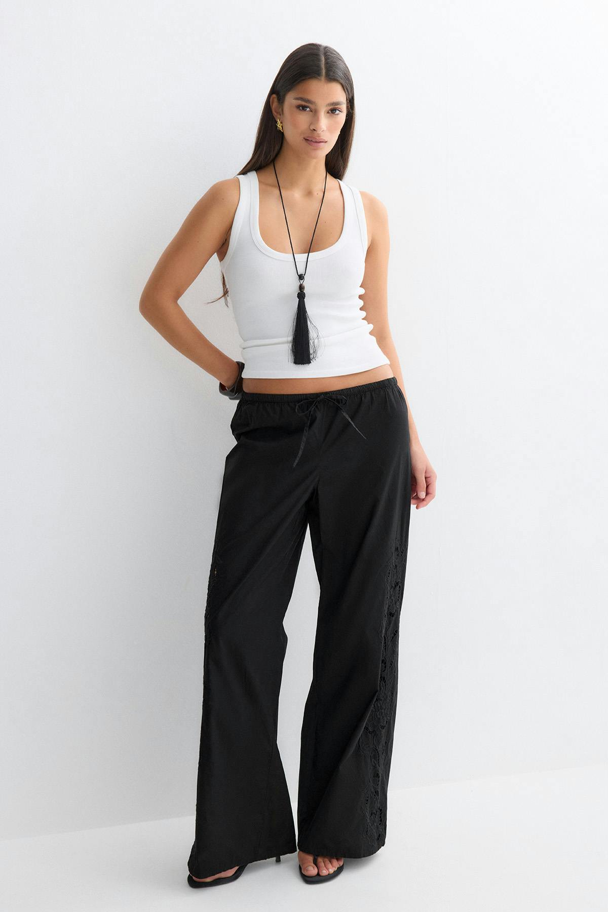Embroidery poplin trousers - Blanc