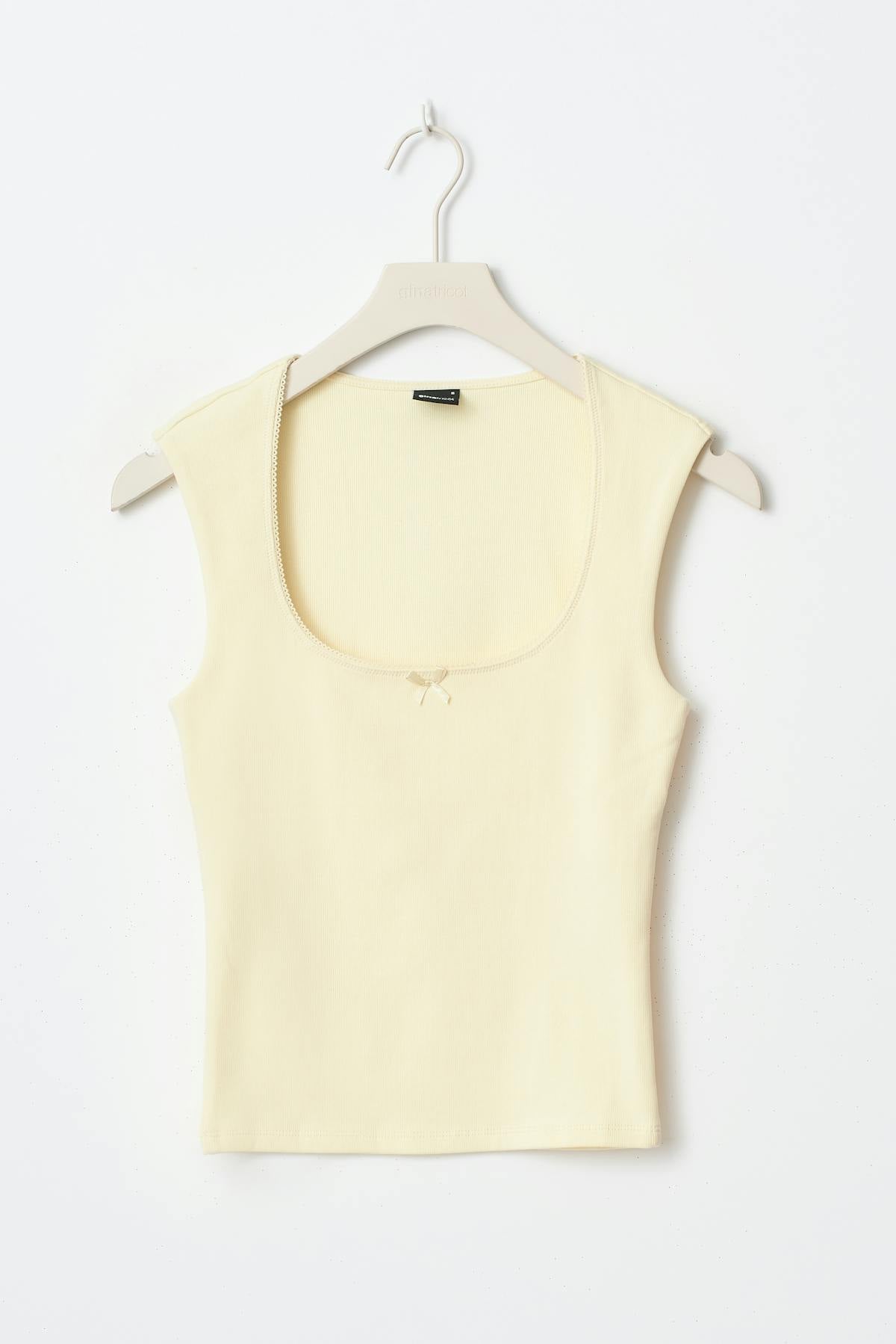 Tight rib top - Lemon icing