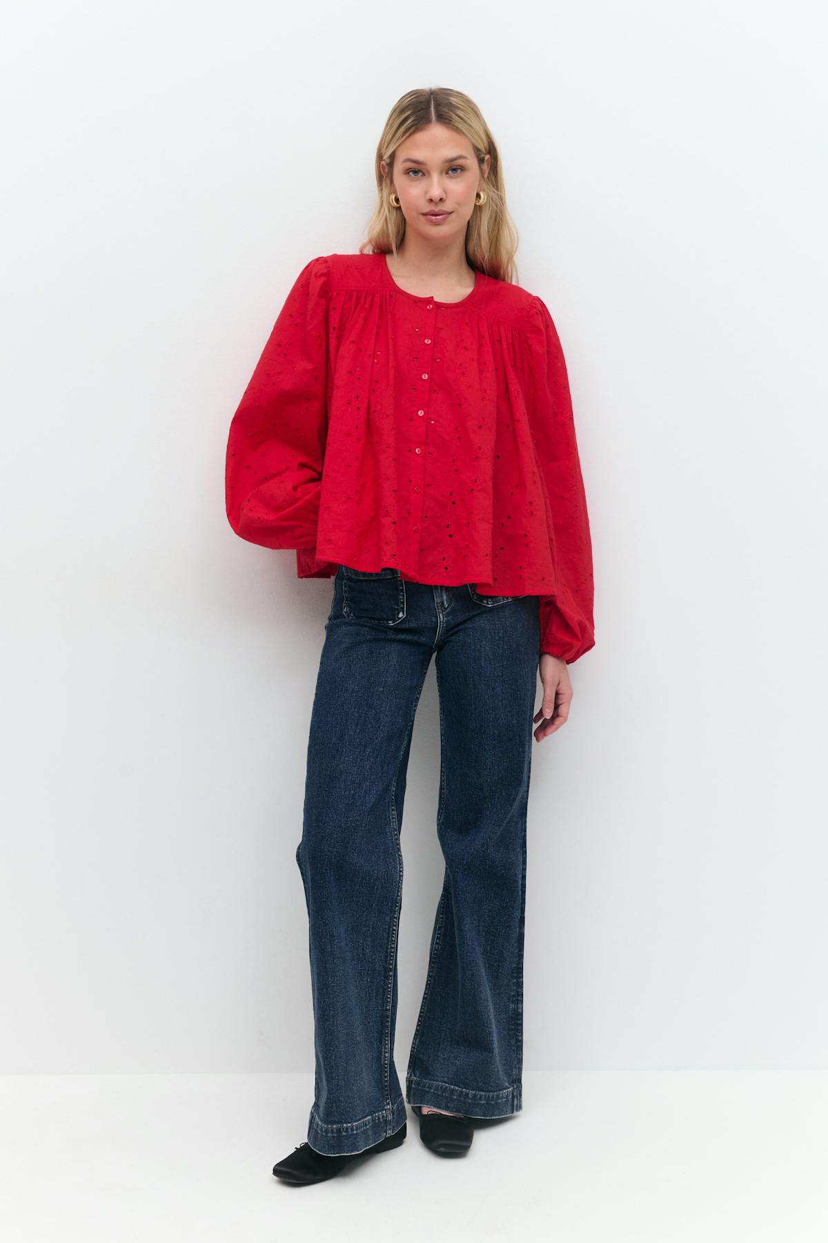 Anglaise blouse - High risk red