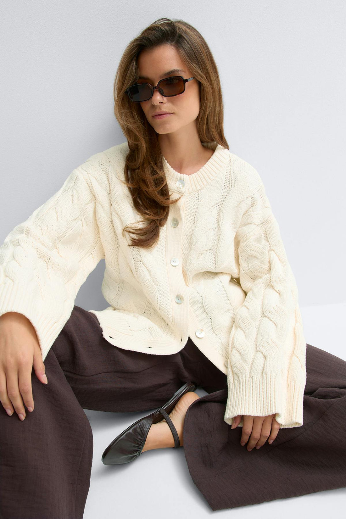 Chunky knitted cable cardigan - Knit white