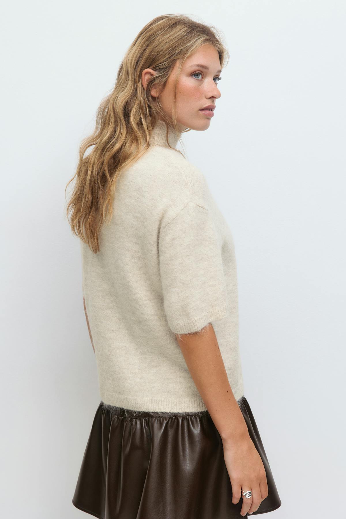 Funnel neck knitted top - Oat melange