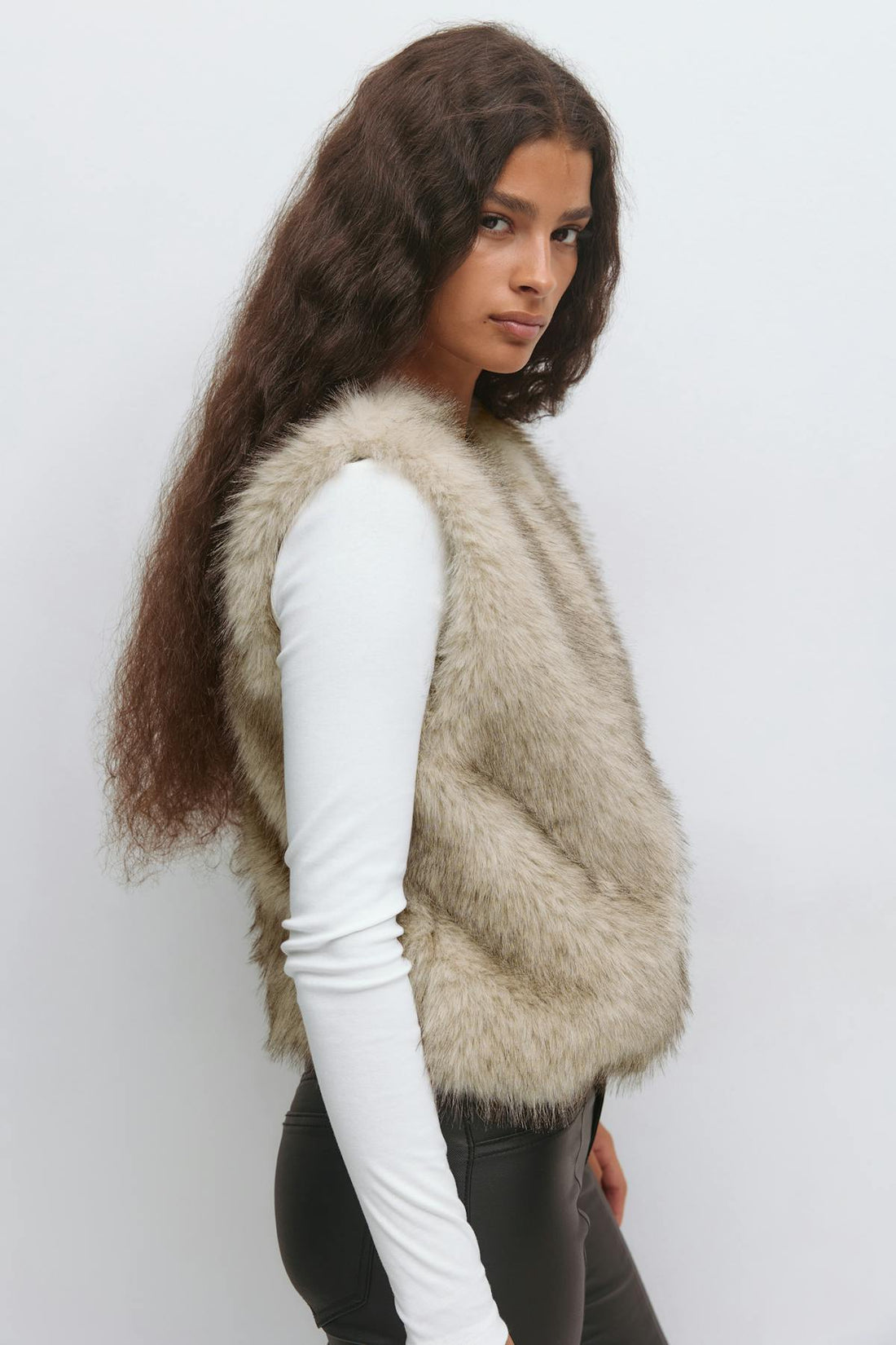 Faux fur vest - Beige