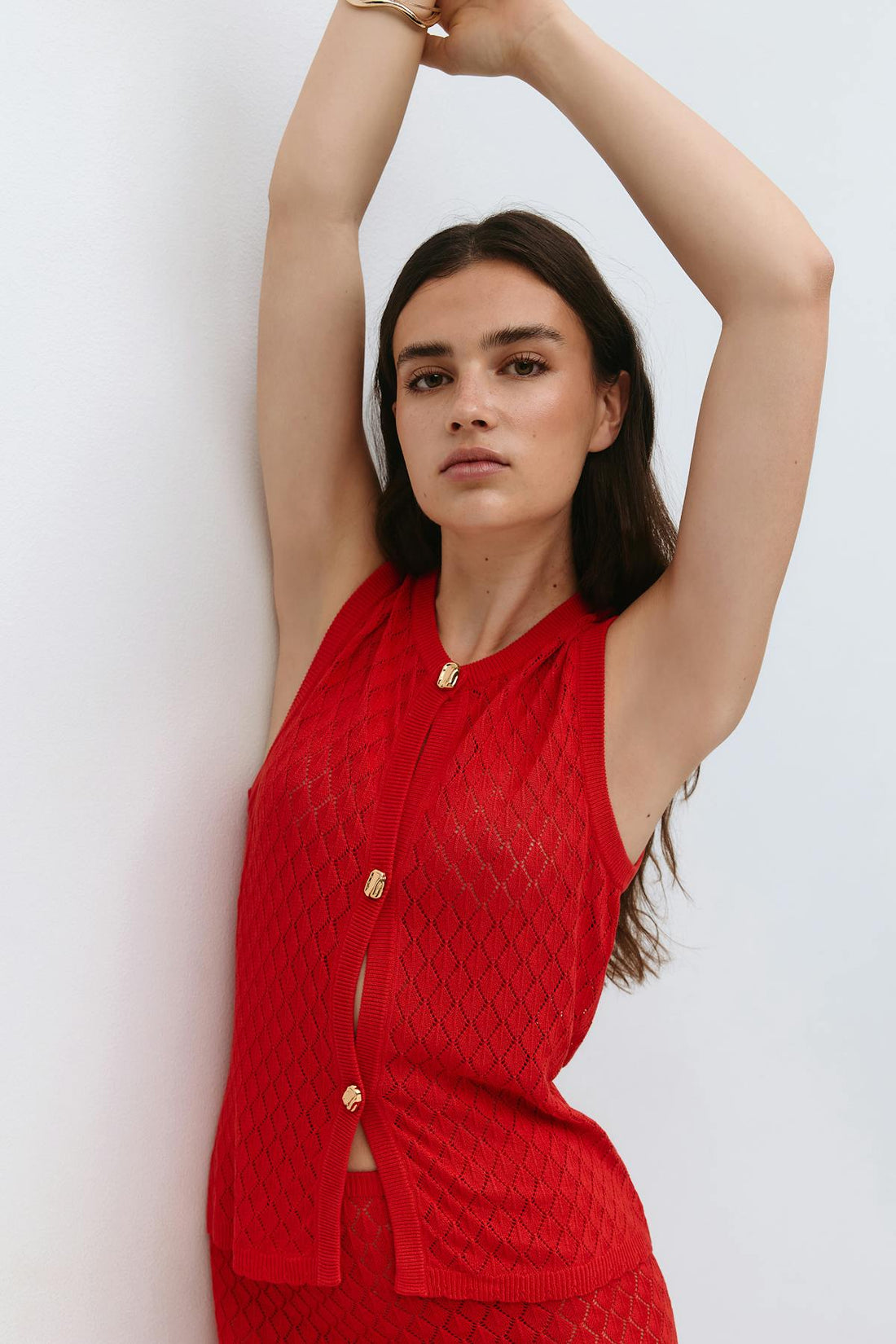 Knitted crochet top - High risk red