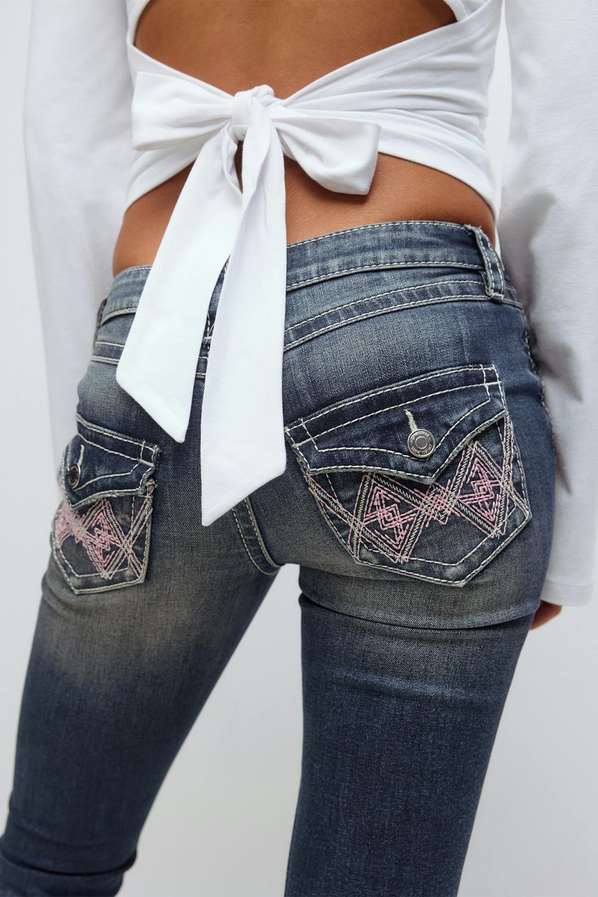 Iconic twisted jeans - Dk blue tint