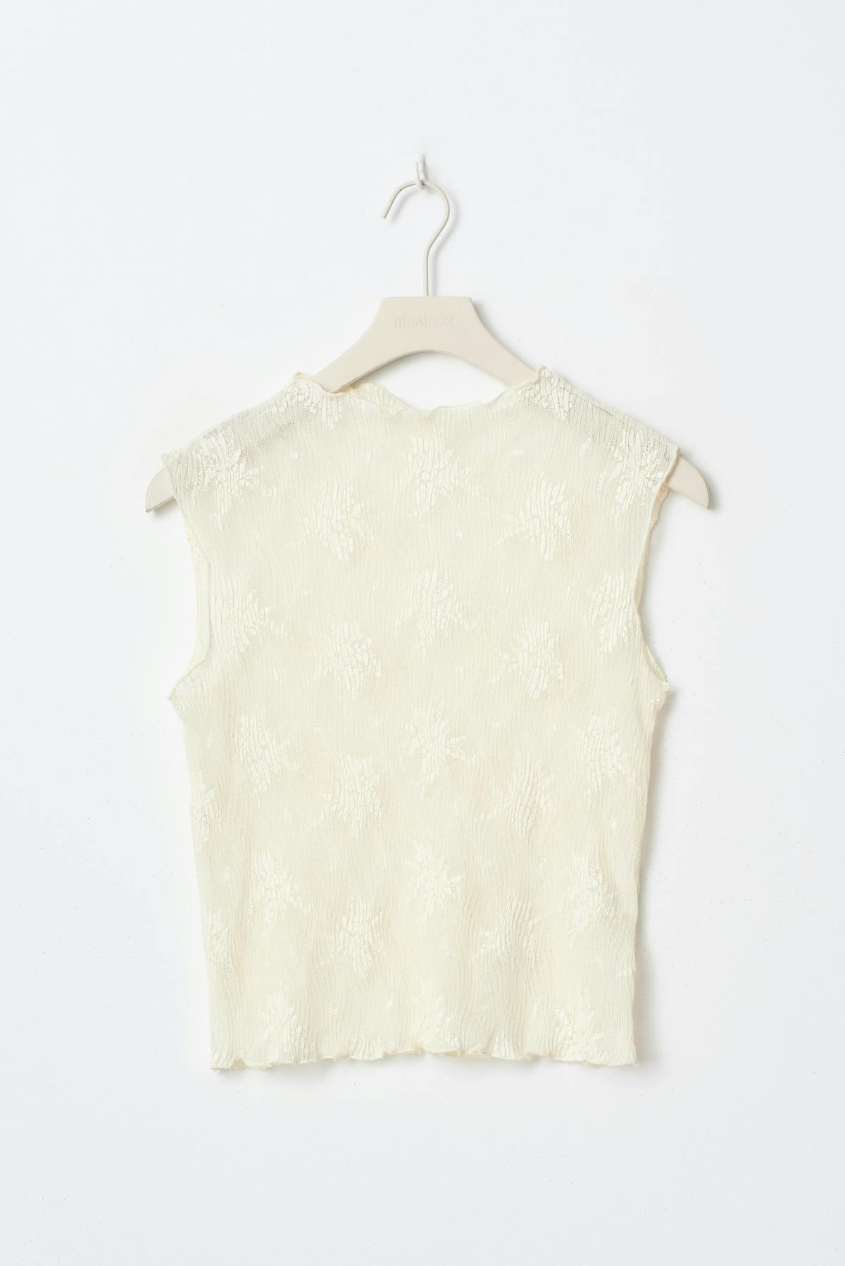 Funnel neck lace top - Creme