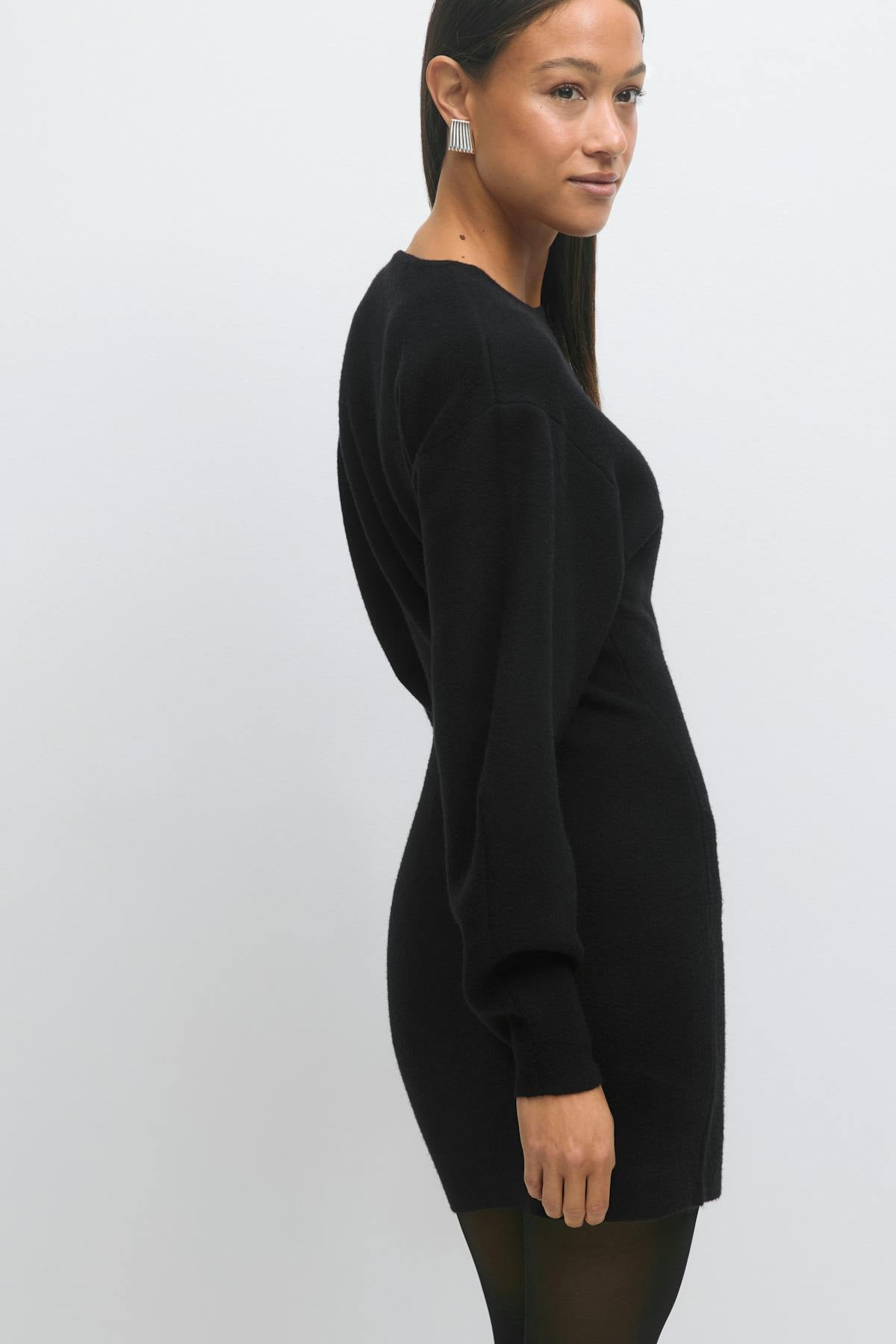 Shaped knitted dress - Noir