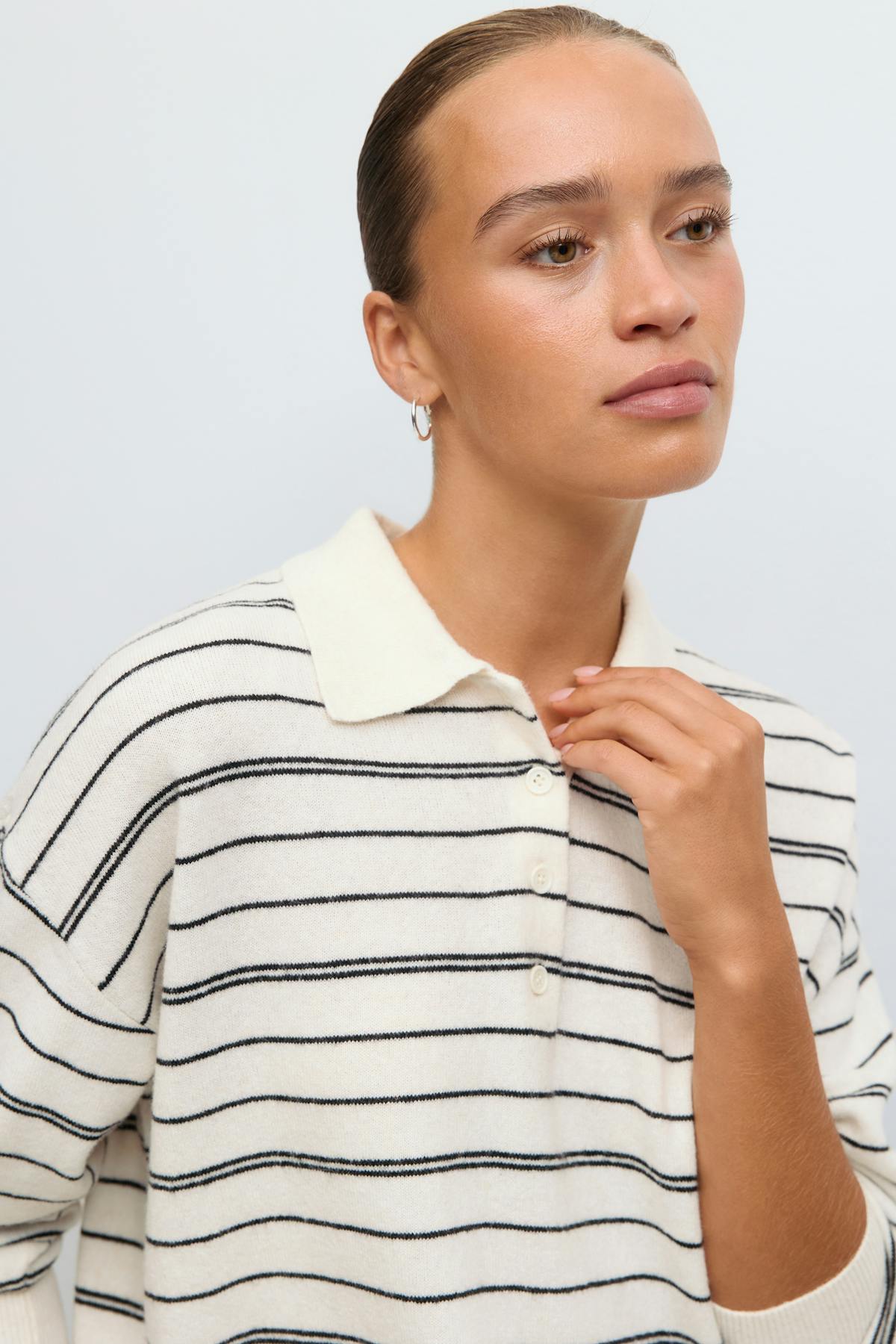 Striped collar knitted sweater - Red stripe