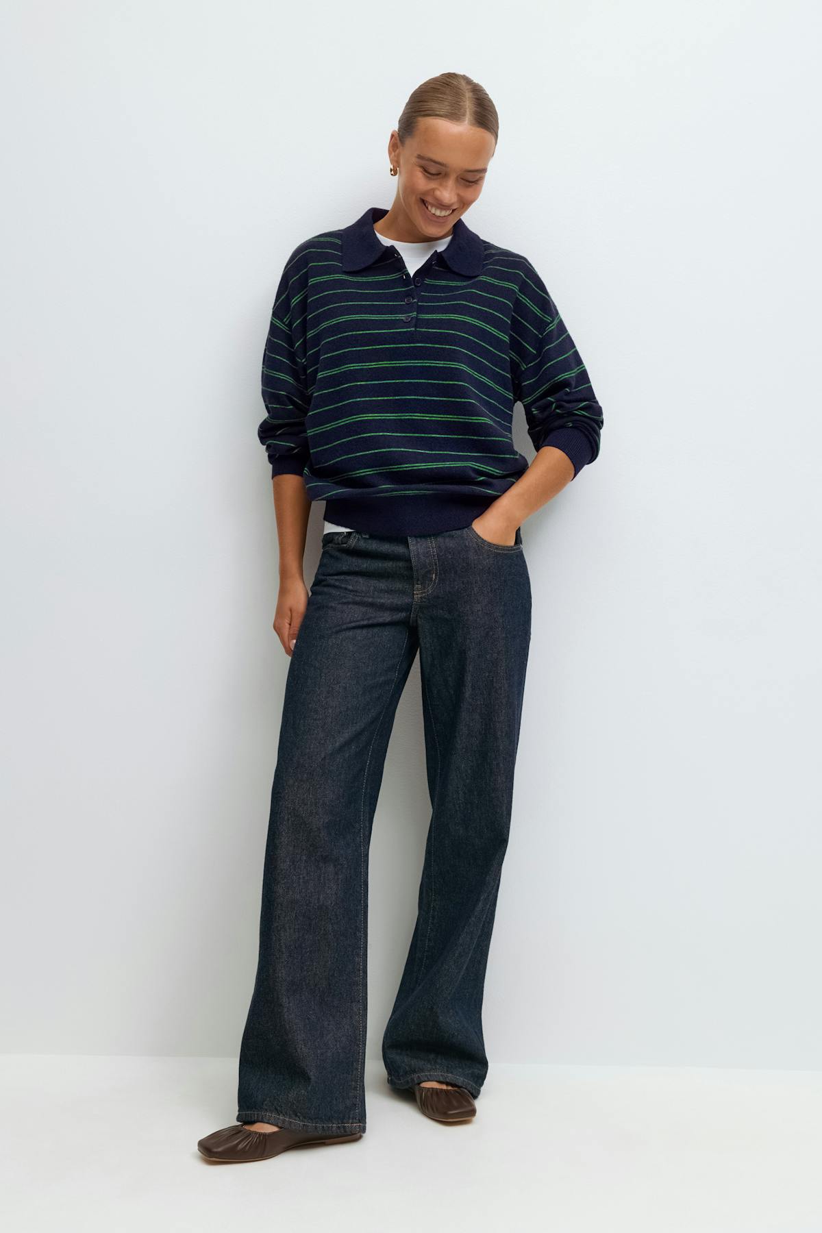 Striped collar knitted sweater - Navy/stripe