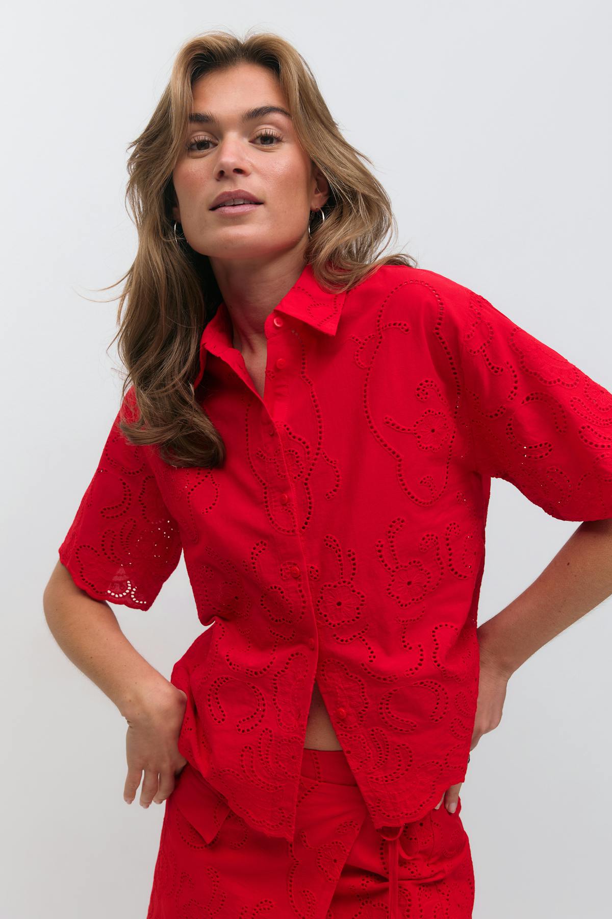 Anglaise blouse - High risk red