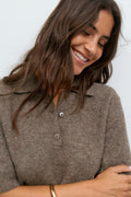 Short sleeve knit collar top - Falcon