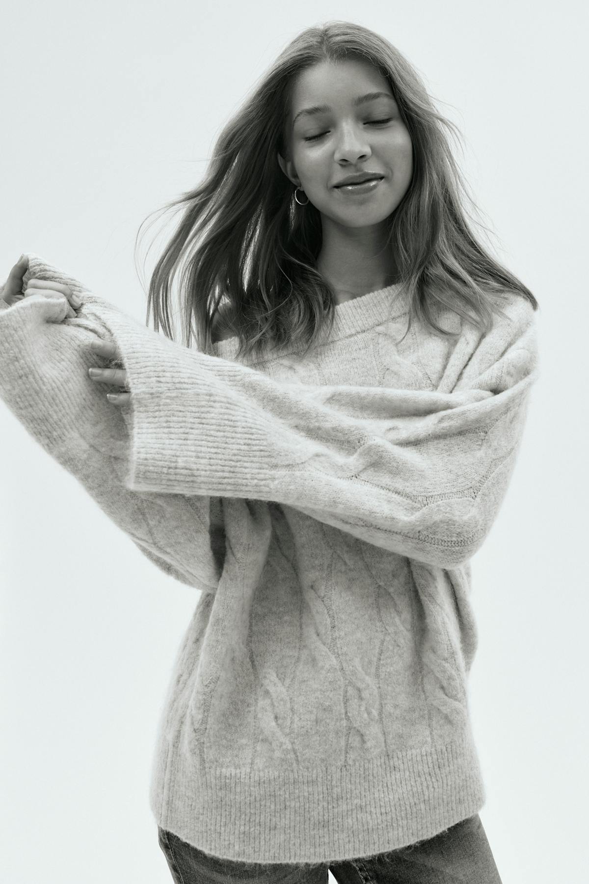 Y cable knitted sweater - Oat melange