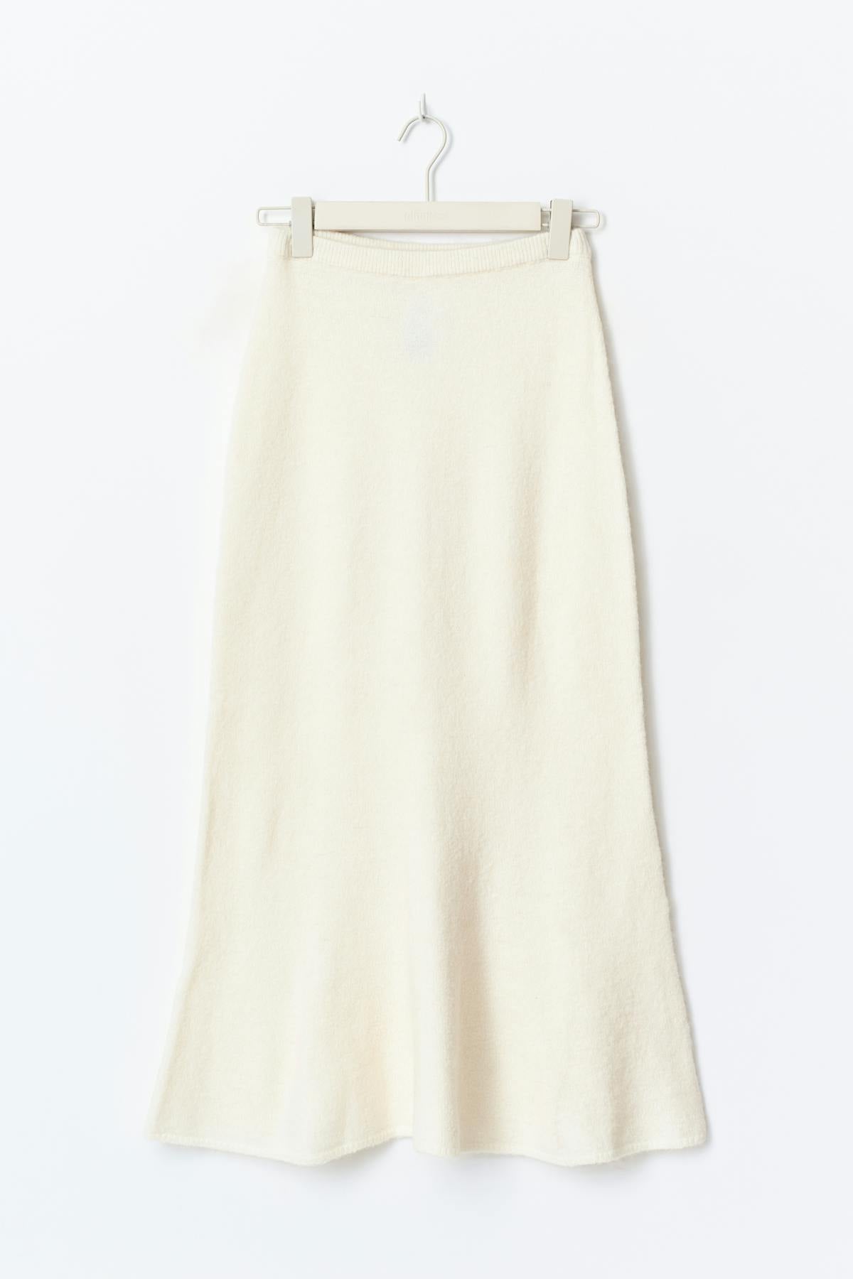 Wide knitted skirt - Gardenia