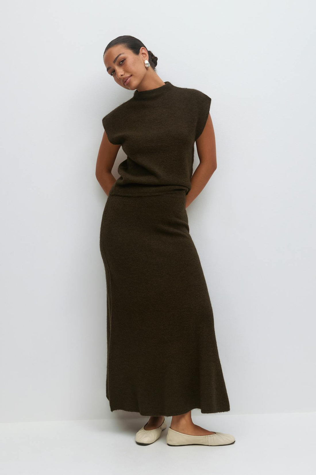 Wide knitted skirt - Chocolate brown