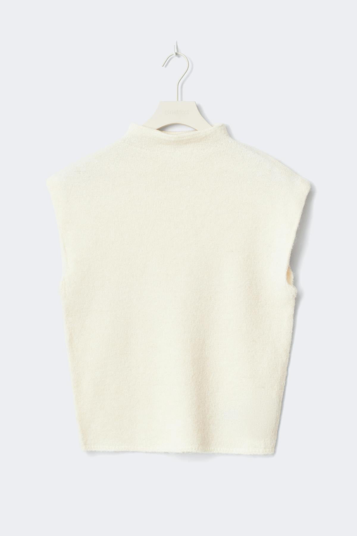Funnel neck knitted top - Haute red