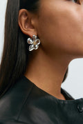Flower earrings
