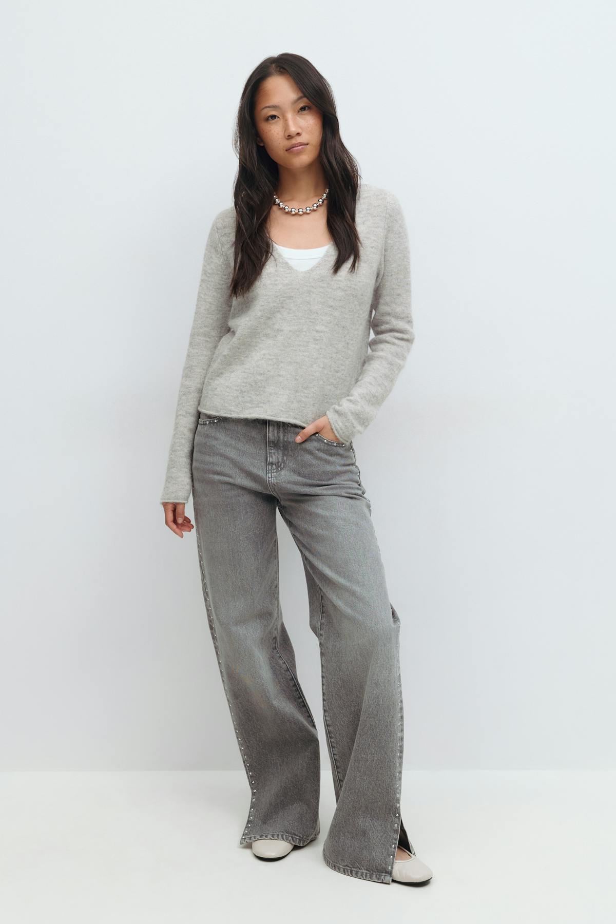 Loose v-neck knit sweater - Lt grey melange