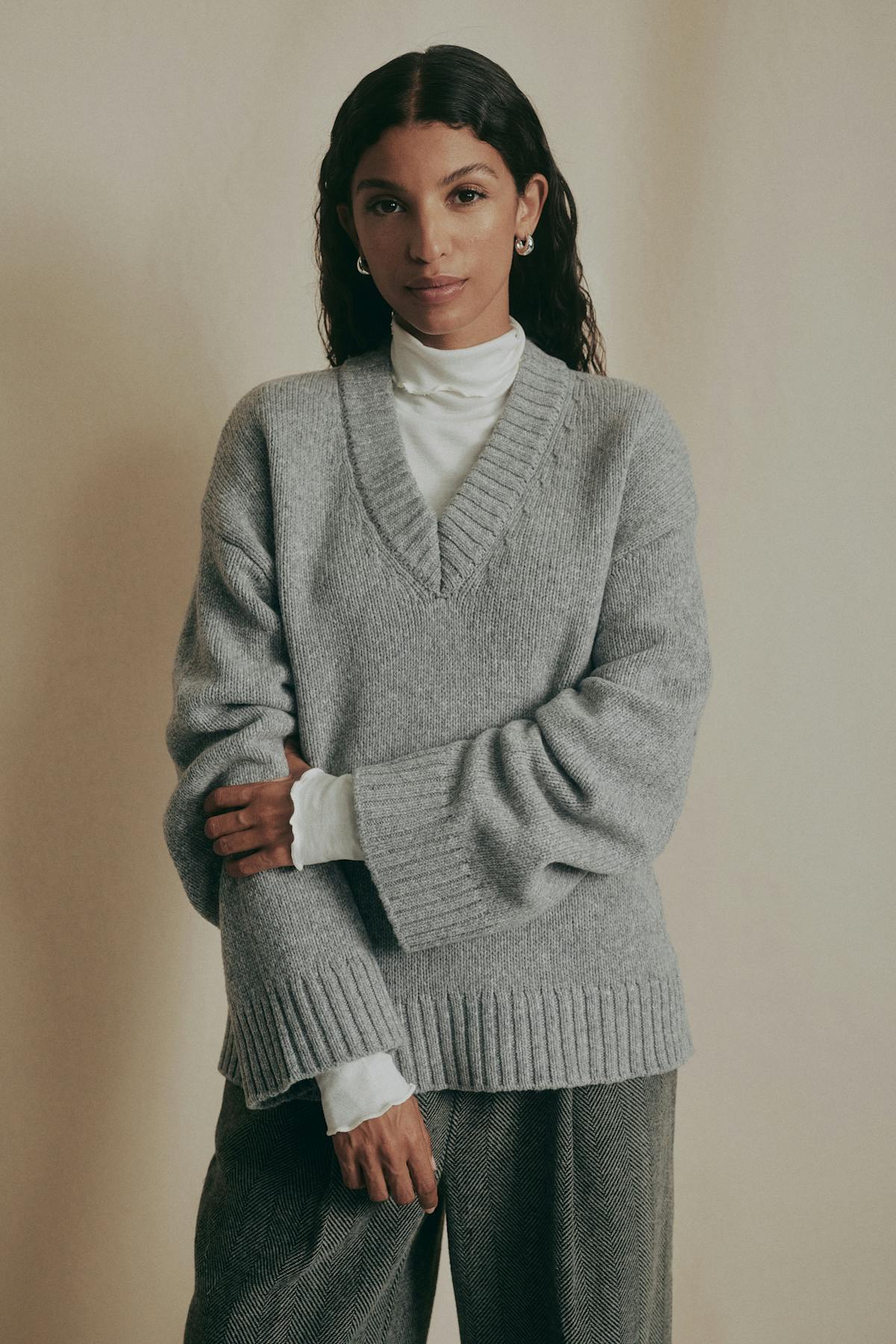 V-neck knitted wool sweater - Noir