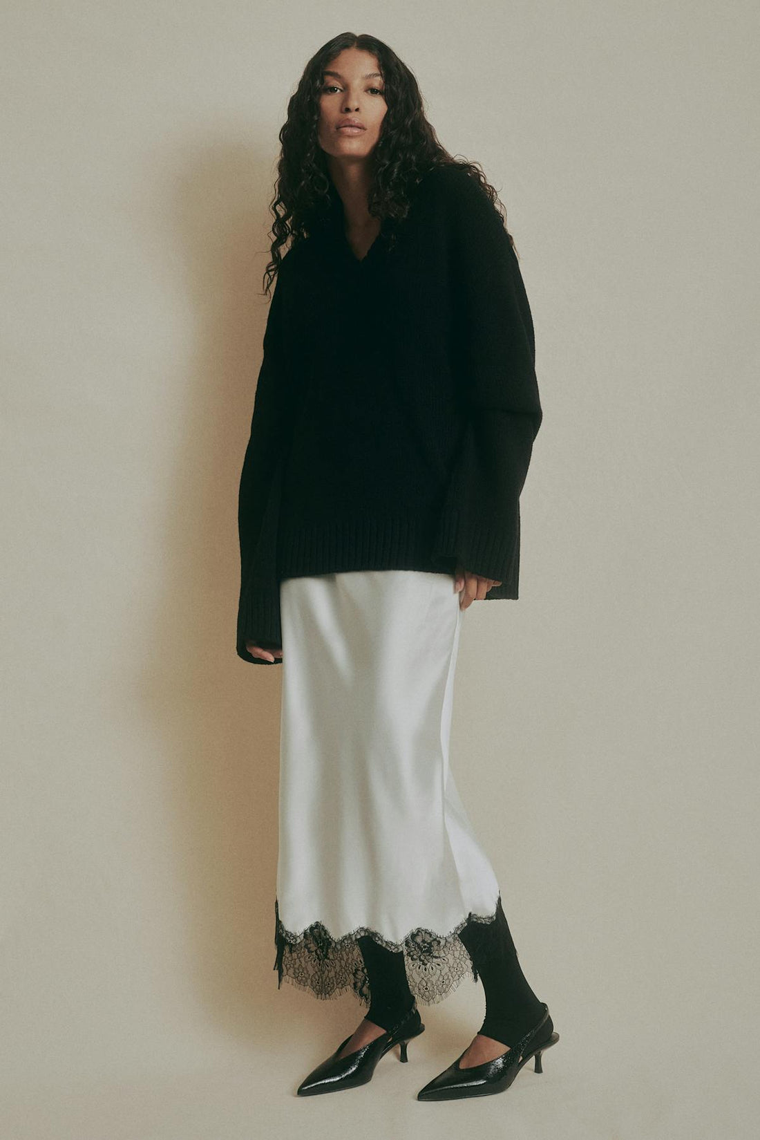 V-neck knitted wool sweater - Noir