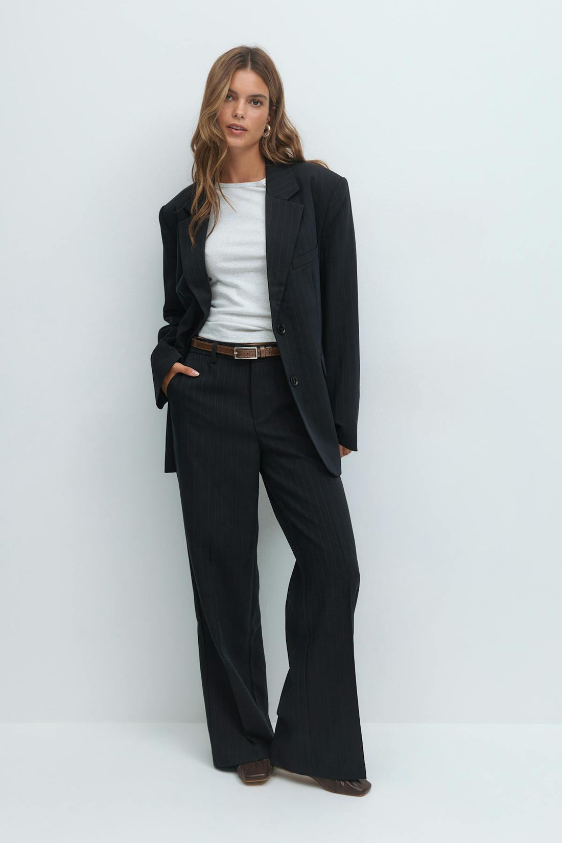 Mid waist straight trousers - Navy pinstripe