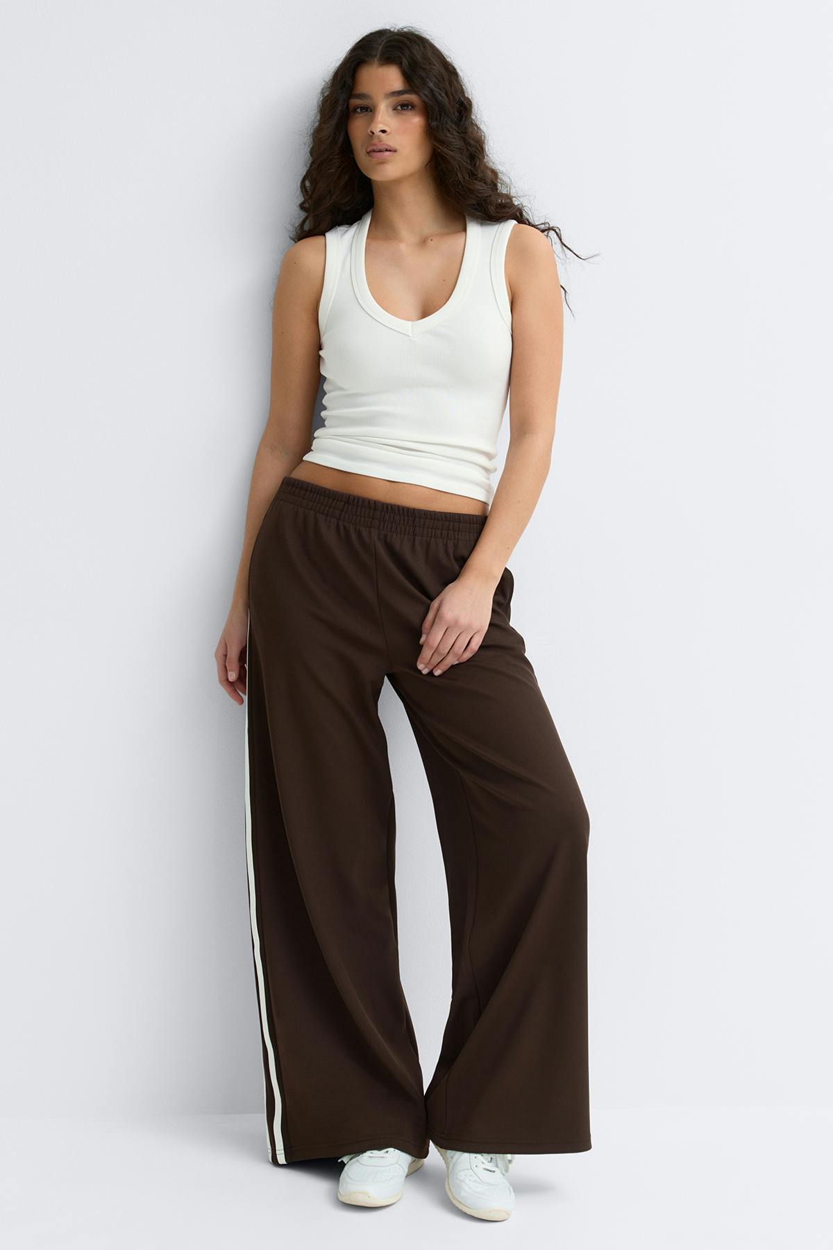 Tight v-neck rib tank - Blanc cassé