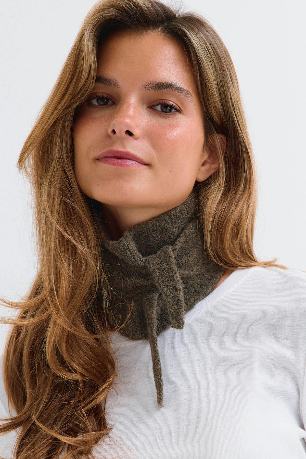 Mini scarf