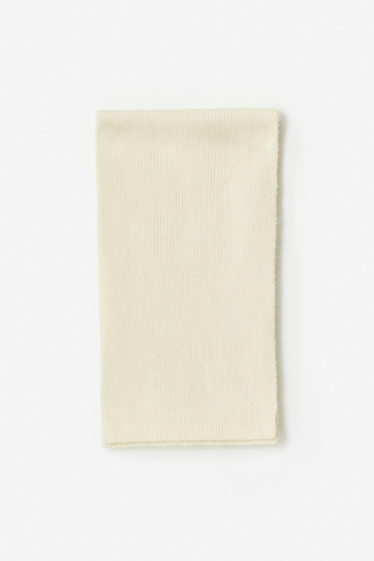 Rib knitted scarf