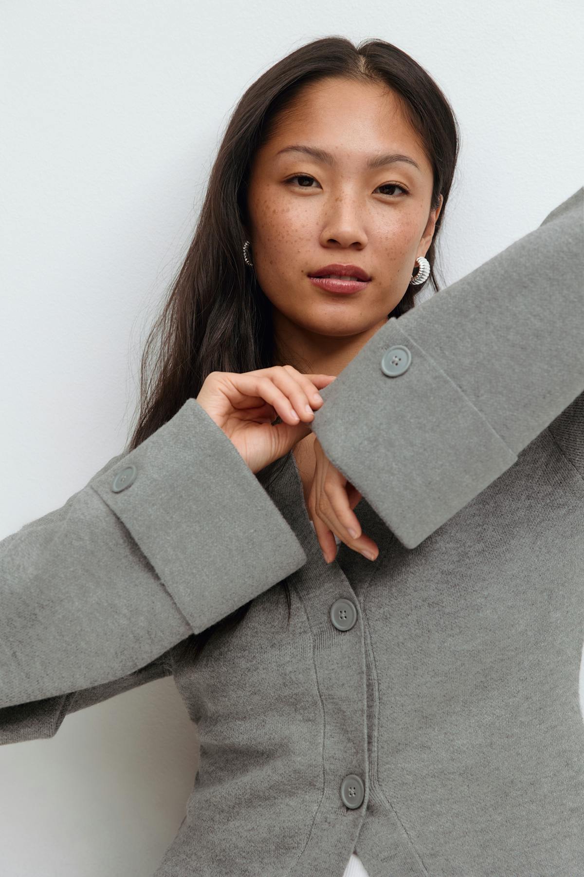 Knitted sculptured cardigan - Noir
