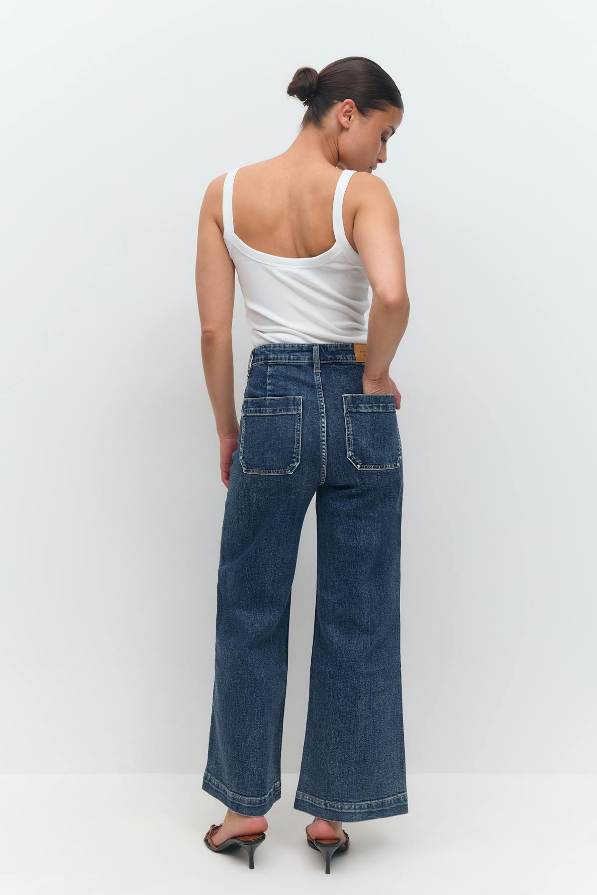 Cropped front pocket jeans - Mid blue