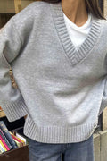 V-neck knitted sweater - Camel beige