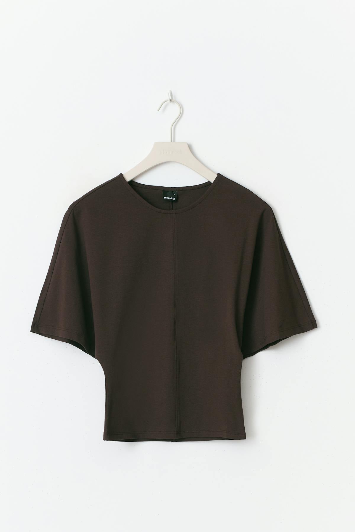 Sculpture seam detail top - Java