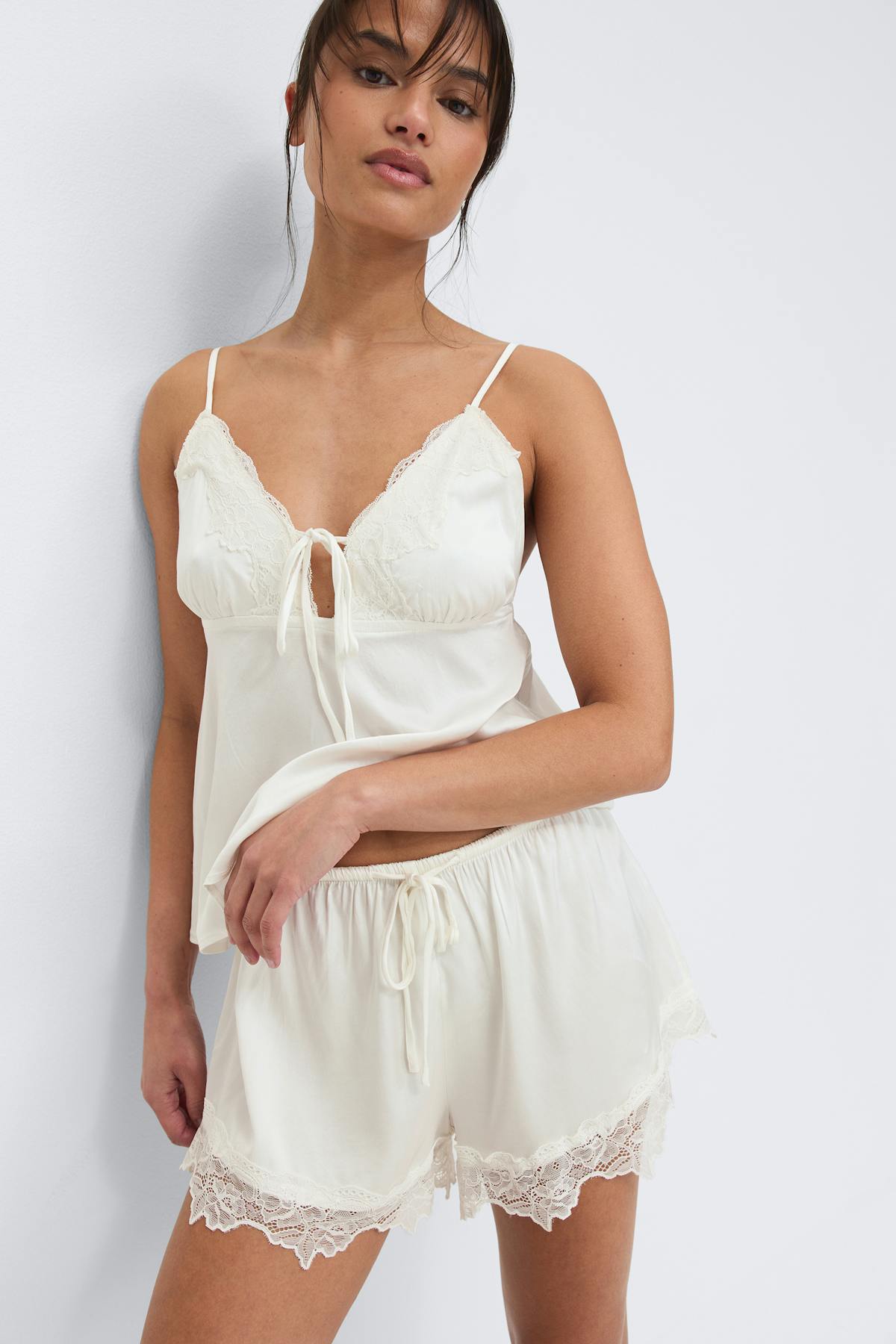 Satin loungewear shorts - Rouge foncé