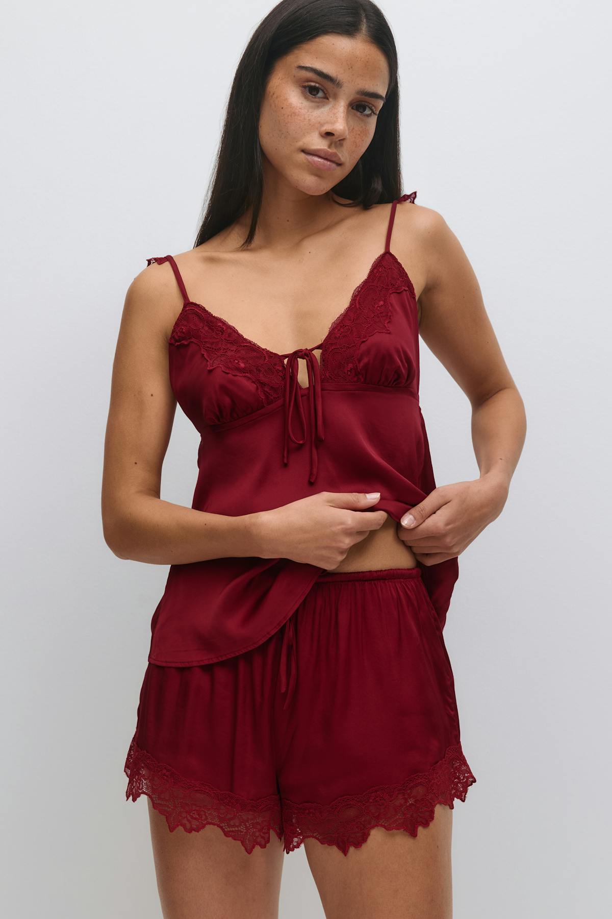 Satin loungewear shorts - Rouge foncé