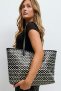Y tote bag