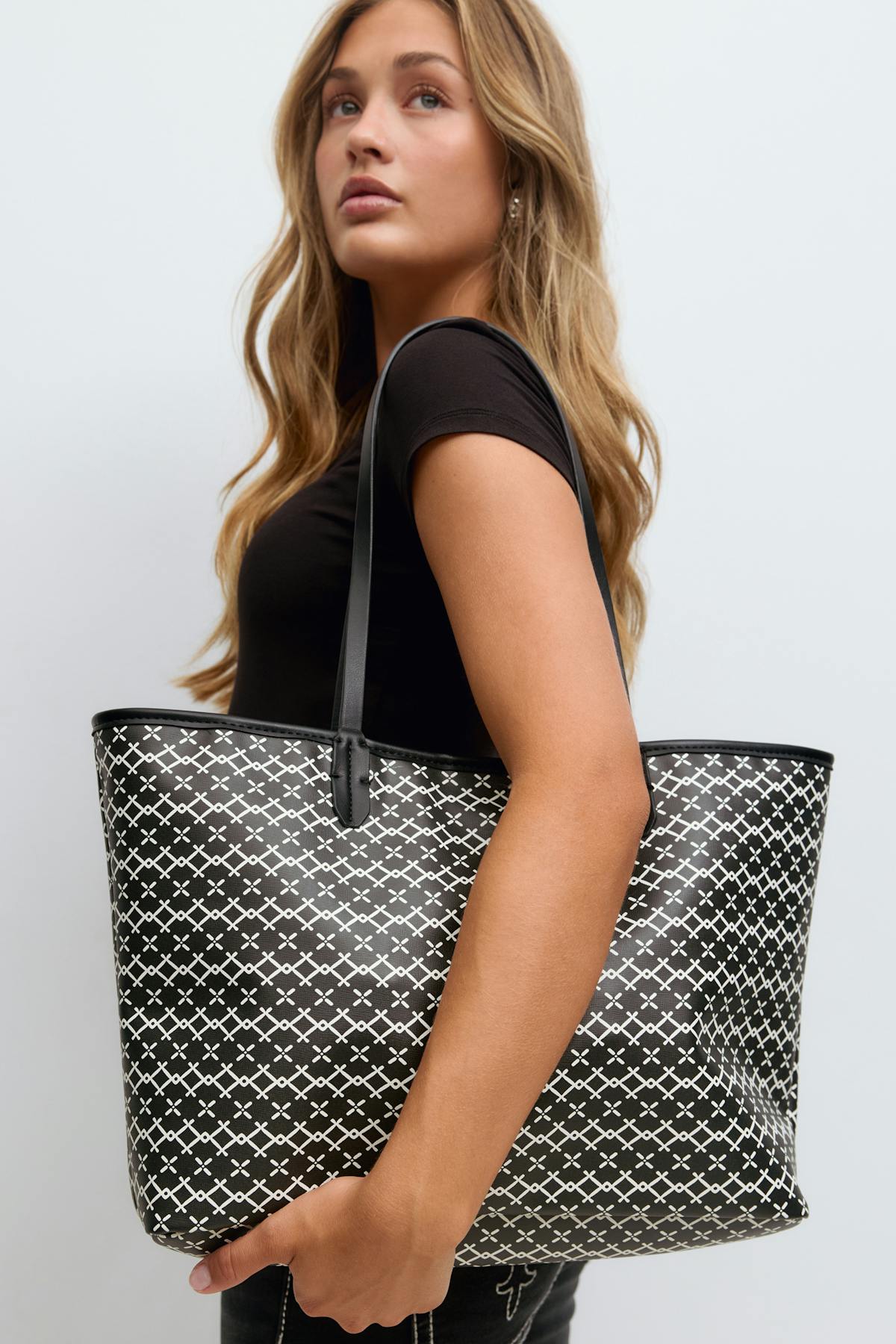Y tote bag