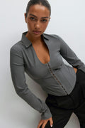 Hook and eye shirt - Poppy seed