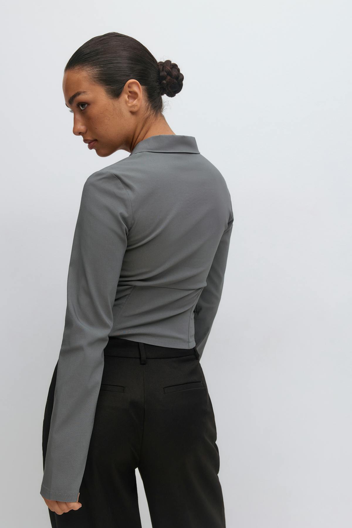 Hook and eye shirt - Poppy seed