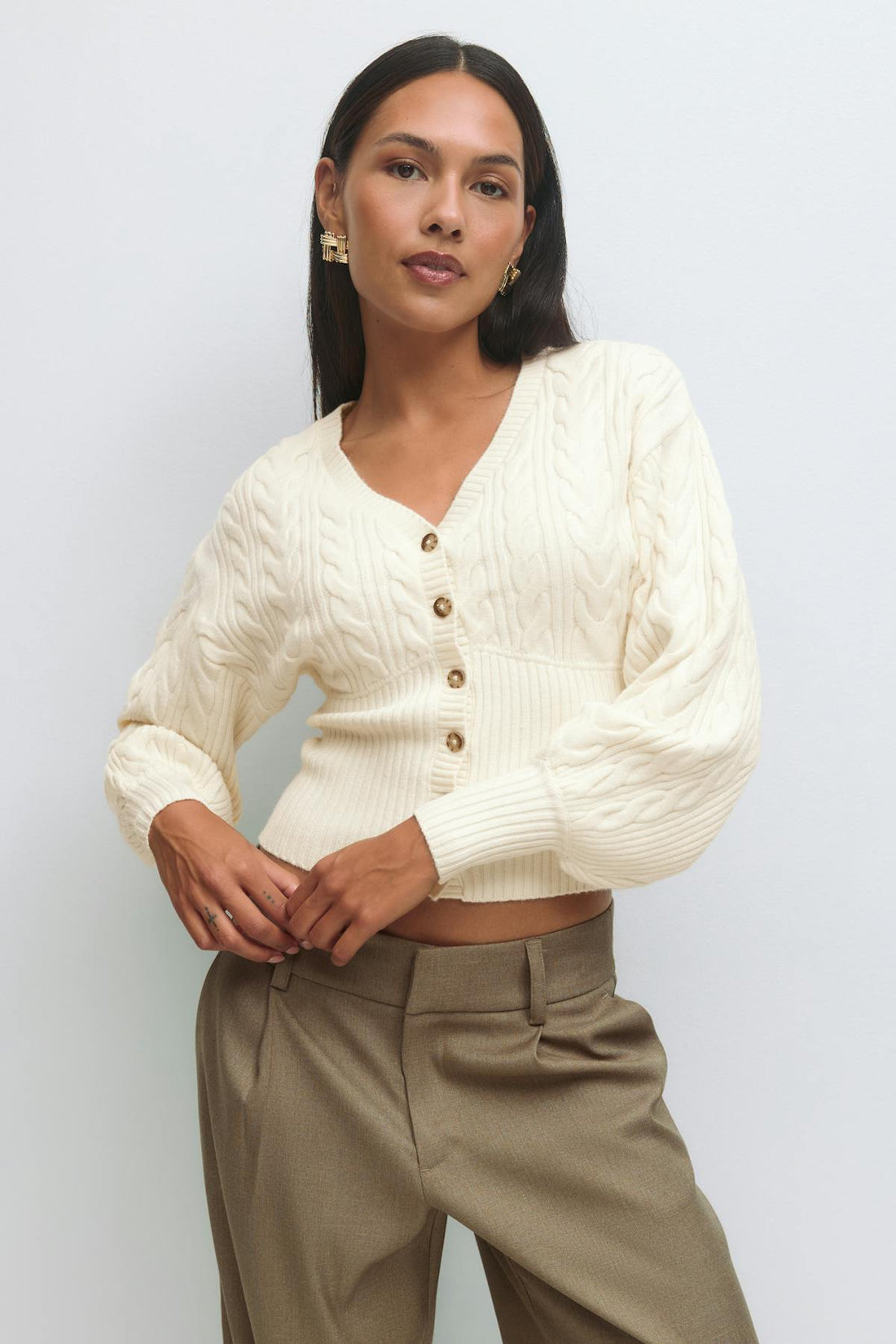 Knitted cable cardigan - Gardenia