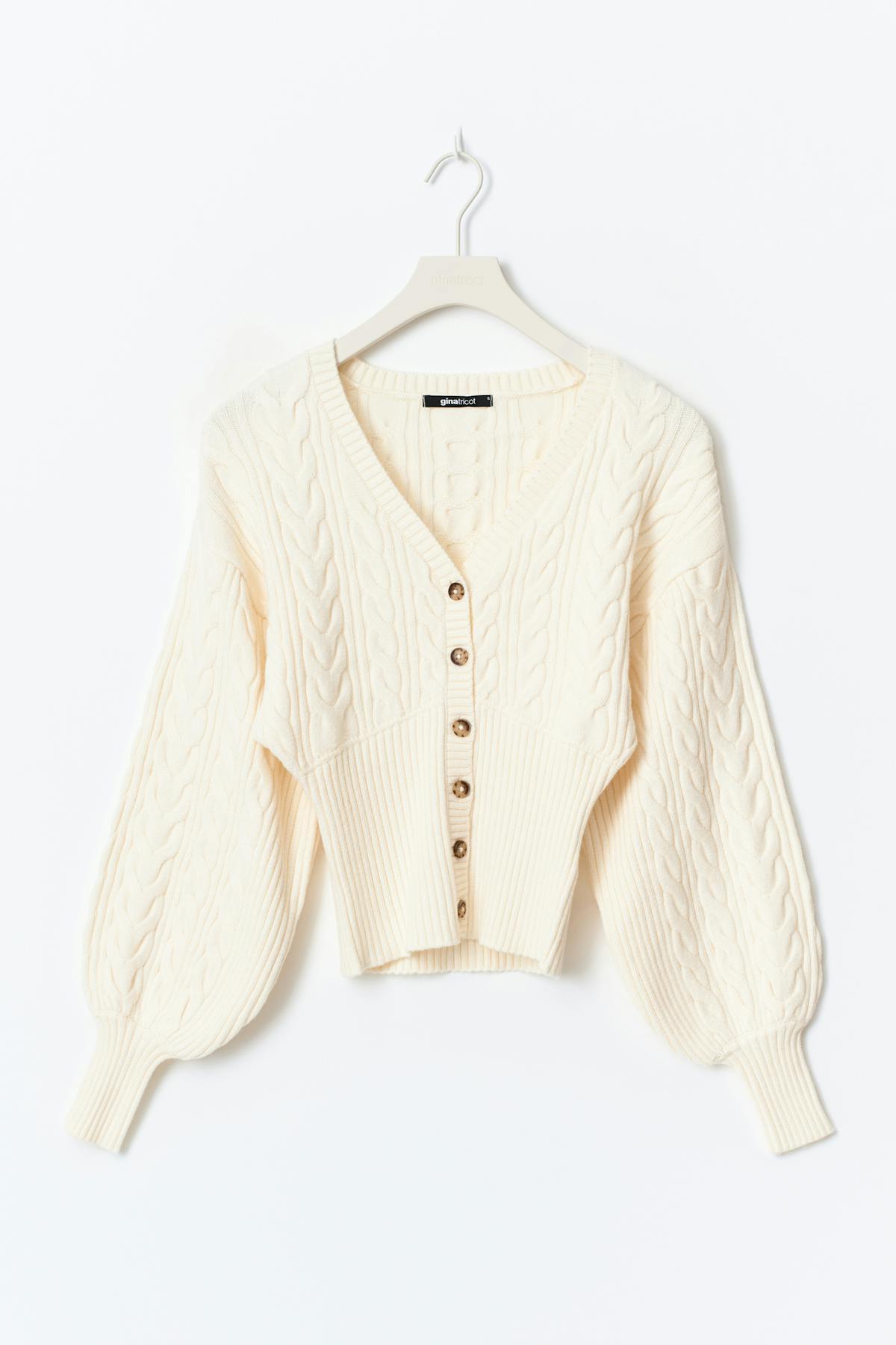 Knitted cable cardigan - Gardenia