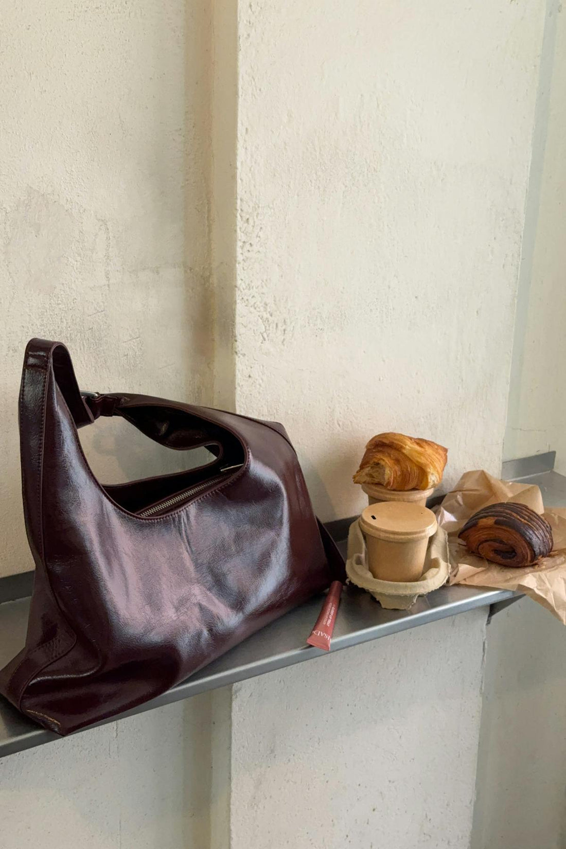 Wide shoulder bag - Bordeaux
