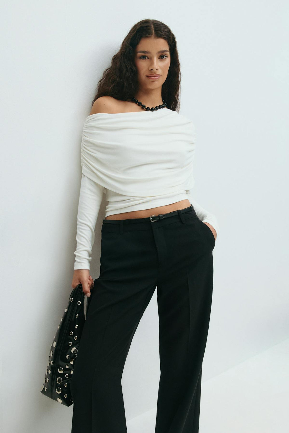 Sloped shoulder cape top - Crème