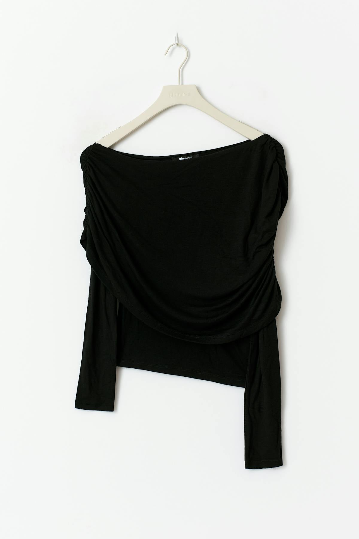 Sloped shoulder cape top - Noir