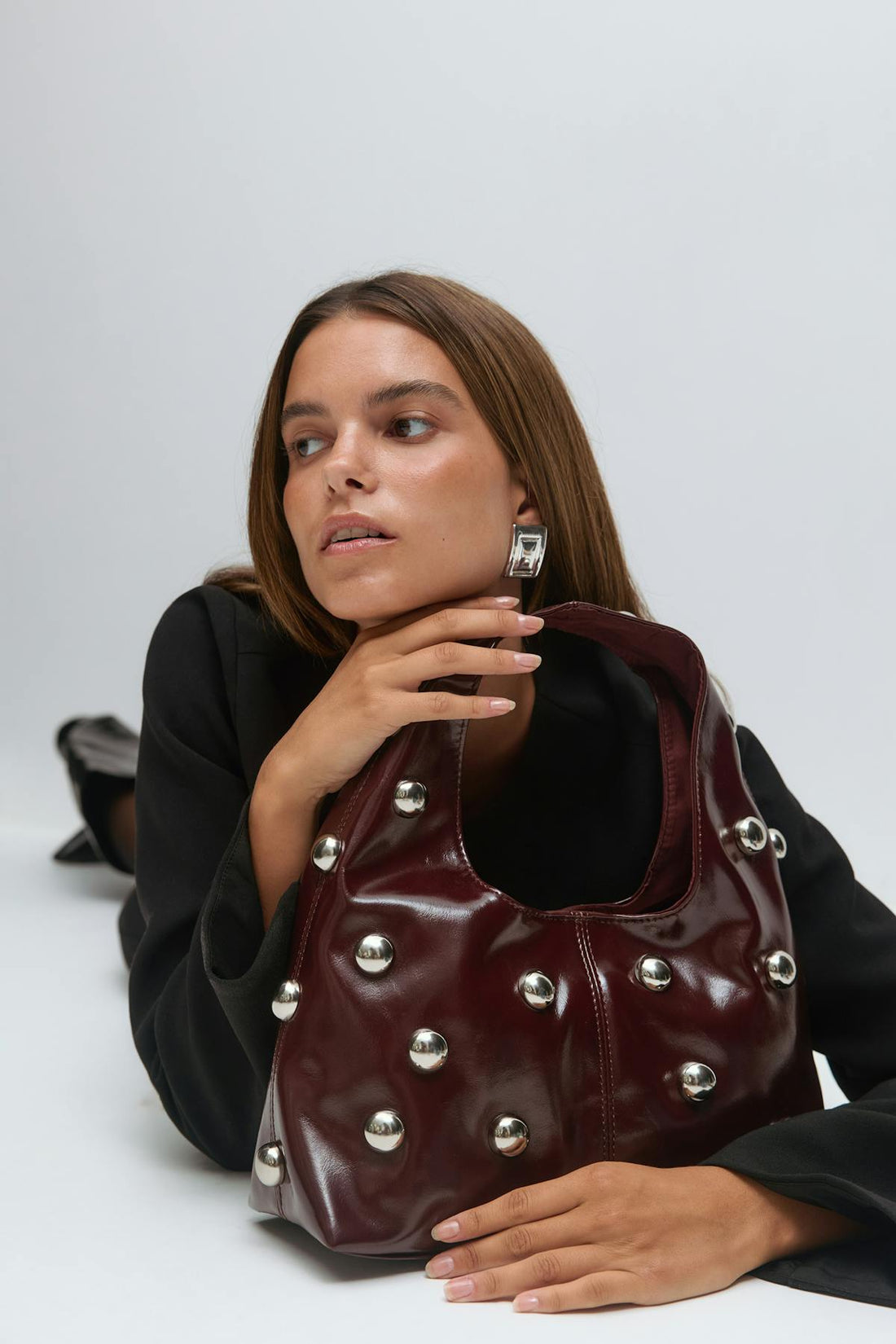Slouchy studded bag - Bordeaux