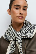 Satin scarf - Pink stripe