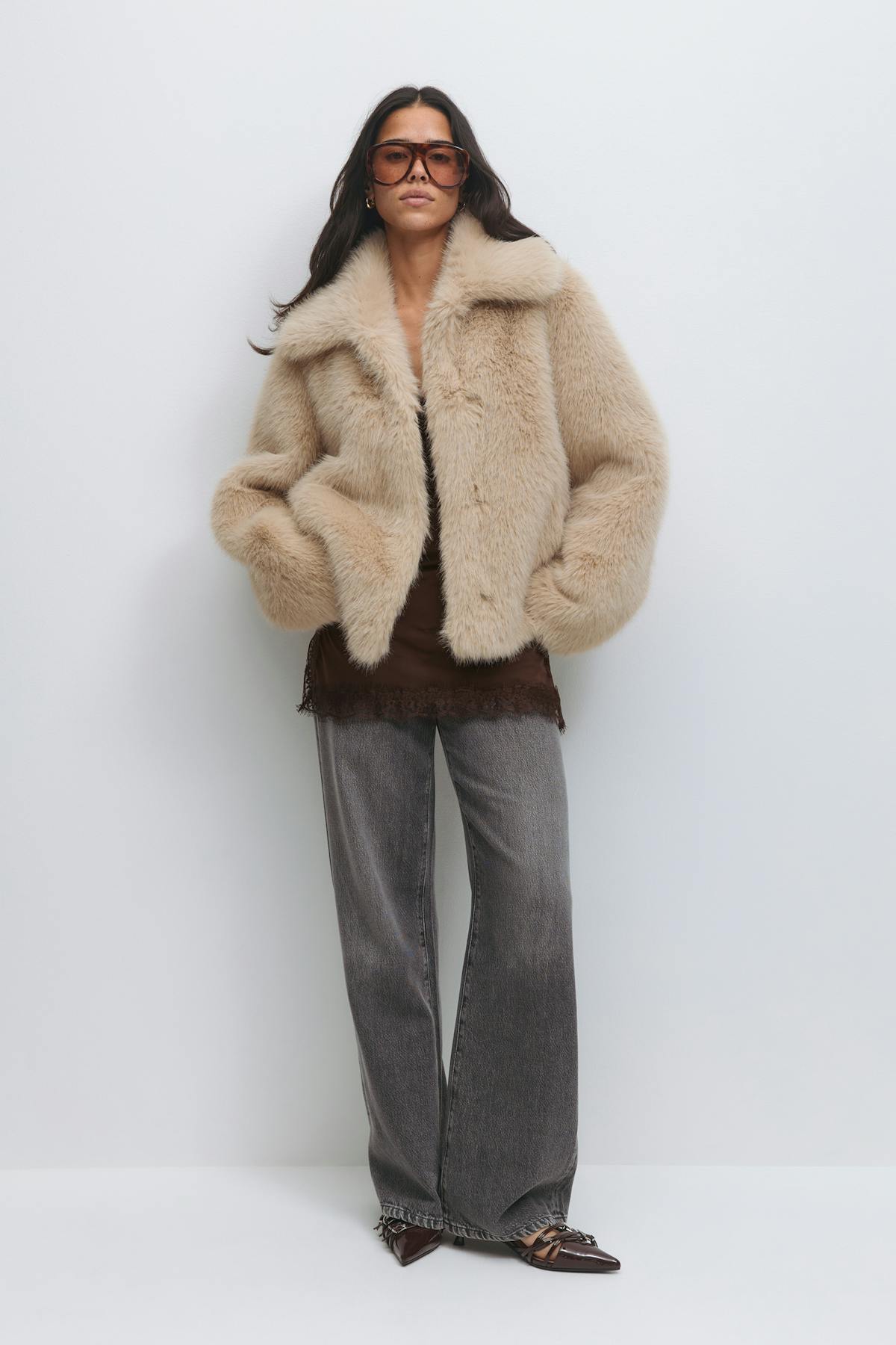 Faux fur short jacket - Soft brown