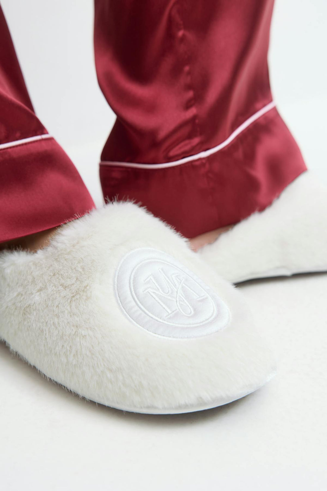 Y faux fur slippers - Creme