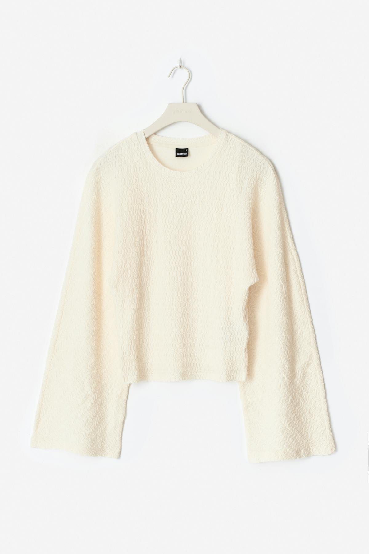 Textured wide sleeve top - Crème